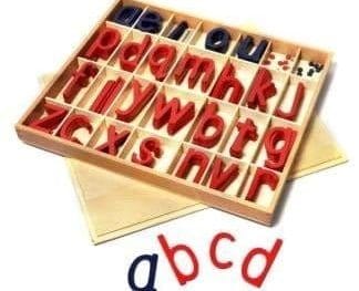 Premična abeceda montessori Wood – Small Movable Alphabet (Red & Blue)