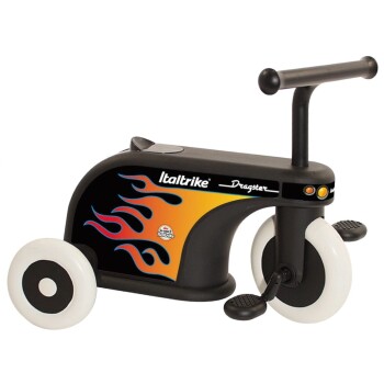 Poganjalec in tricikel Italtrike LA COSA 2 Dragster Otroci rastejo in posledična tudi njihova motorična sposobnost. 2 funkciji v enem samem artiklu in sicer, poganjalec in tricikel. Sprva ga uporabljate kot poganjalec nato z montažo pedalov ( priloženi o