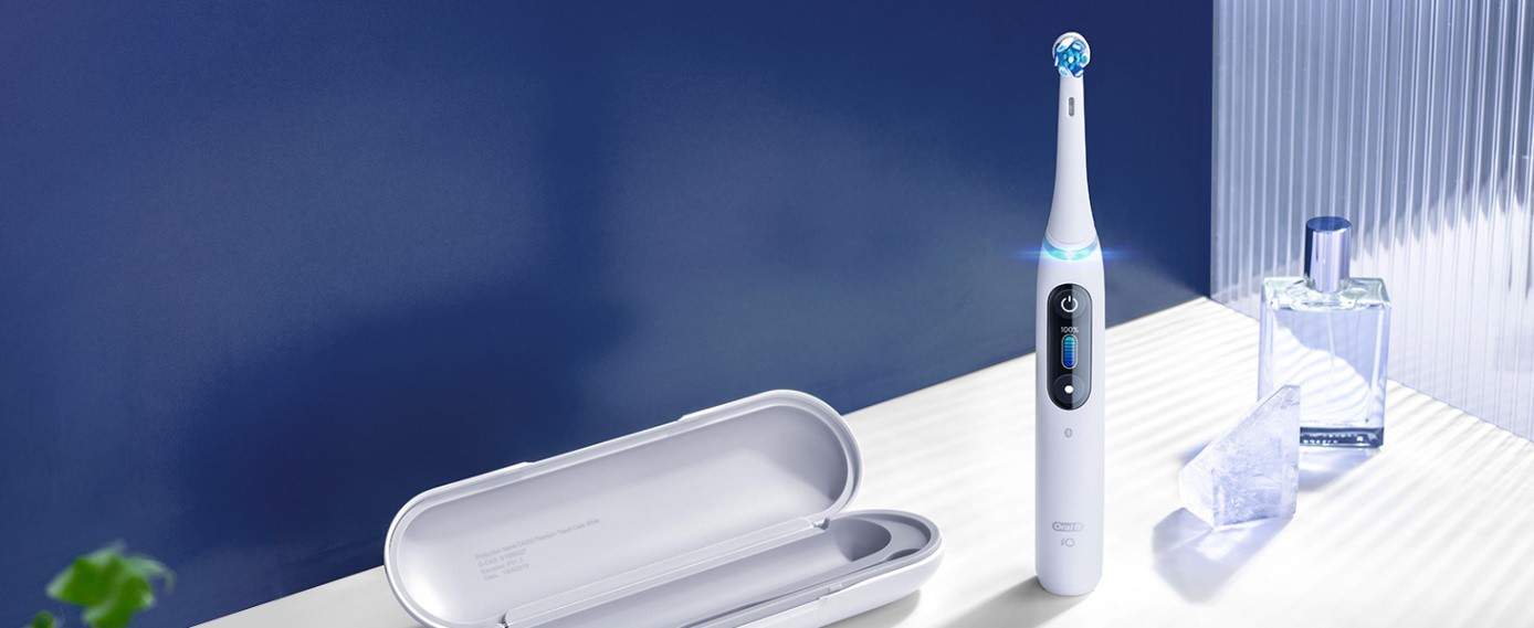 Električna zobna ščetka Oral B električna zobna ščetka, pametna zobna ščetka, oral b, oral b pulsonic, oral b genius