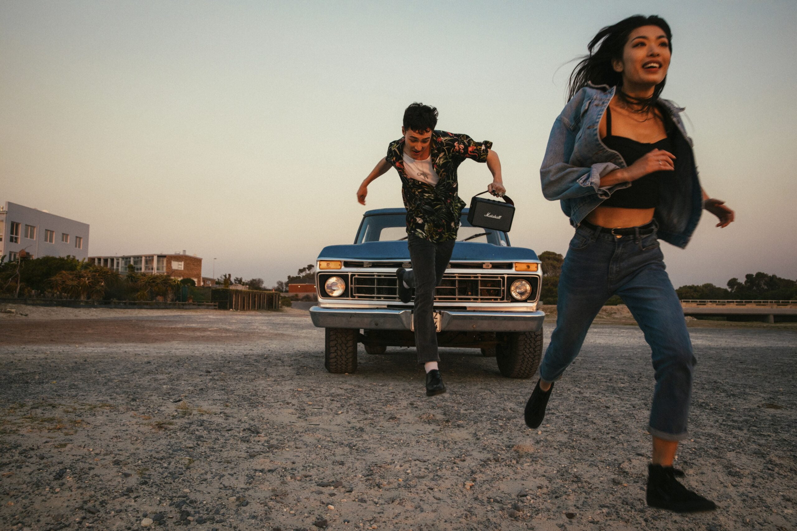 Prenosni zvočniki Marshall Marshall, vintage zvočnik, retro zvočnik, znamka marshall, prenosni zvočnik, zvočnik marshall