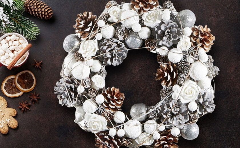 Srebrni božični venček Srebrni božični venček