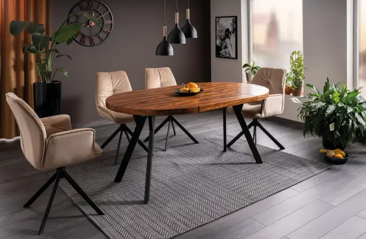 Raztegljive jedilne mize lahko postavite na različne dele doma in tako izkoristite njeno vsestranskost.