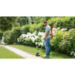 AKUML. KOSILNICA Z NITKO BOSCH UNIVERSALGRASSCUT 18-260 Z BATERIJO IN POLNILNIKOM – predstavitvena slika