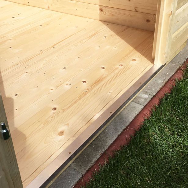 TLA ZA LESENO HIŠKO KARIBU TLA ZA QUBIC 2+PLUTO C