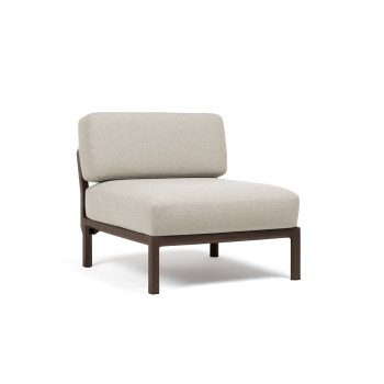 Vrtni centralni element Maximo v Terra barvi. Vrtni centralni element Maximo brez naslonjal za roke, s strukturo regenerirane smole z visoko vsebnostjo