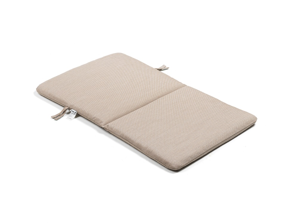 Blazina za vrtni stol DOGA. Blazina za vrtni stol Doga Relax proizvajalca pohištva Nardi. Blazina ima snemljivo pralno prevleko. Material je obdelana z