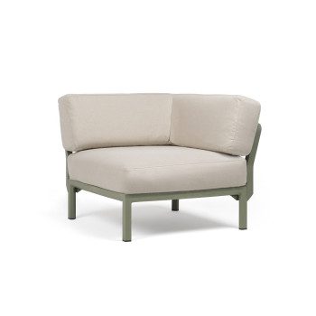 Vrtni kotni element Maximo v Cactus barvi. Vrtni kotni element Maximo, s strukturo regenerirane smole z visoko vsebnostjo recikliranih materialov. Okvir