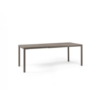 Raztegljiva vrtna miza TEVERE 147. Raztegljiva vrtna miza TEVERE 147, priznanega Italijanskega proizvajalca NARDI. Plošča mize je iz enakomerno obarvanih