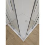 KAD ZA PRHANJE, KOTNA KOLPA SAN HOPP 80X80 LLM MANHATAN SIVA RELIEFNA POVRŠINA – predstavitvena slika