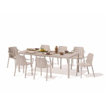 Vrtna miza TEVERE 210+ 8x Vrtni stol TIBERINA. Raztegljiva vrtna miza TEVERE 210, priznanega Italijanskega proizvajalca NARDI. Plošča mize je iz enakomerno