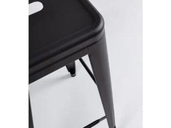 Barski stol MINNESOTA H76 črna je narejen iz kovine. Material: - Kovina Barva: - Črna Dimenzije: širina: 42.5cm globina: 42.5cm višina: 76cm