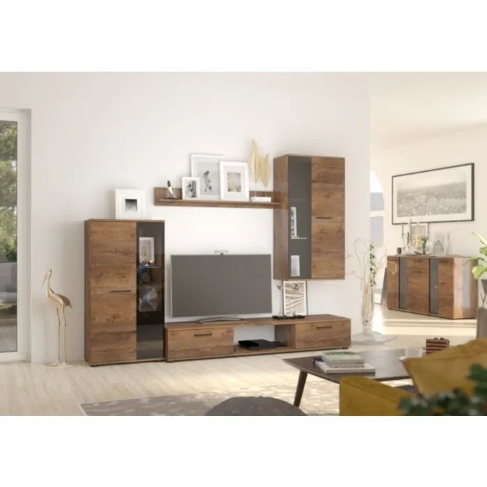 Dnevni regal CARMEN 6 Dnevni regal CARMEN 6 je moderno oblikovan in elegantnega videza. Izdelan je v EU. Debelina iverala je 15 mm. Regal ima možnost z ali brez LED svetil. Barva: