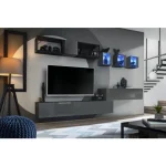 Dnevni regal NUŠA je moderno oblikovan in elegantnega videza v kombinaciji lesa in kovine. Vrata visoke omare se odpirajo s push-click sistemom. V ceno je