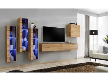 Dnevni regal ROBERTA  je moderno oblikovan in elegantnega videza. Vrata omaric se odpirajo s push-click sistemom. V ceno je vključena tudi modra led