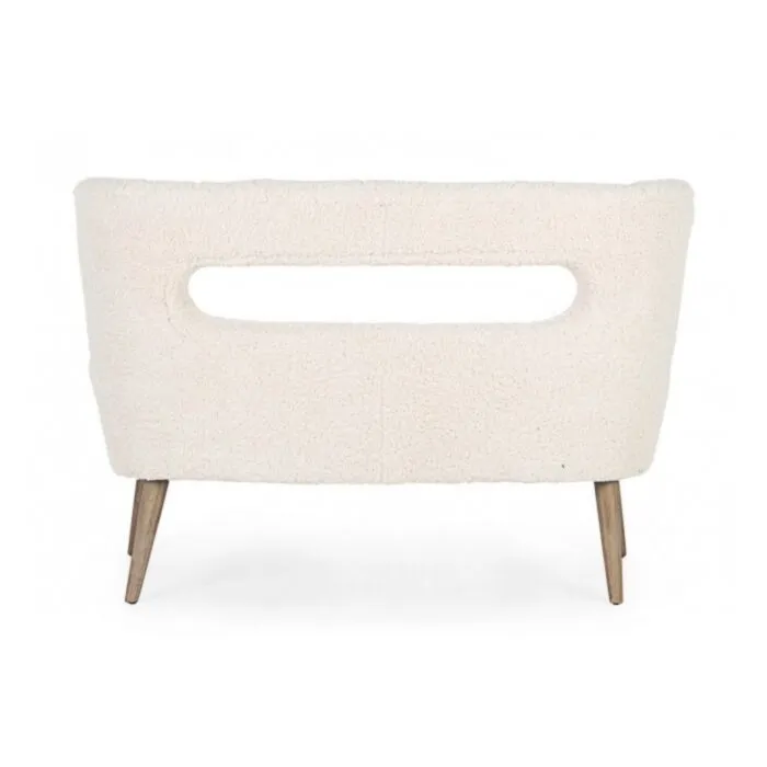 Dvosed 2P CORTINA Dvosed 2P CORTINA ima okvir iz borovega lesa ter noge iz lesa za dodatno eleganco in stabilnost. Prevleka je z učinkom volne. Dvosed je mehek in prijeten na