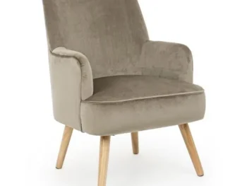 Fotelj ADELINE taupe je narejen iz borovega lesa in MDF-ja, noge so iz hrastovega lesa, prevleka je iz poliestra z učinkom žameta. Material: - Borov les -