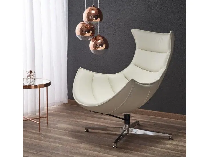 Fotelj LUXIR Fotelj LUXIR v črni in bež barvi bo poskrbel za svežino in udobje v vašem domu. Izdelan je v EU. Fotelj LUXIR se odlično poda v vsak prostor ne glede na