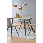 Jedilna miza GRAL je sodobnega in gladkega videza. Dimenzije: - D: 140 x G: 80 x V: 74 cm Material: - MDF / kovina Barve: - Siva / črna