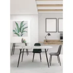 Jedilni stol IRELIA zelena ima kovinske noge, obložen je z peno ki ima prevleko iz poliestra, ki pa stolu daja občutek žameta. Material: - Kovina - Pena -