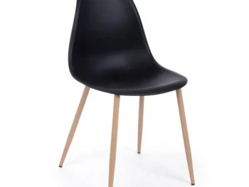 Jedilni stol MANDY je dobavljiv v črni barvi, kovinske noge v barvi lesa. Sedalni del iz polipropiena. Dimenzije: širina: 53cm globina: 46cm višina: 82cm