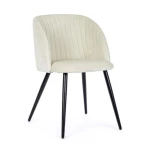 Jedilni stol QUEEN bela modernega dizajna, bo polepšal vsak prostor. Za večje udobje je stol oblazinjen z poliuretansko peno, ki je oblečena v mehko