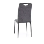 Jedilni stol RIKO je elegantnega in modernega dizajna. Njegove kovinske noge v črni mat barvi zagotavljajo stabilnost. Sedalni del je iz tkanine katera je na