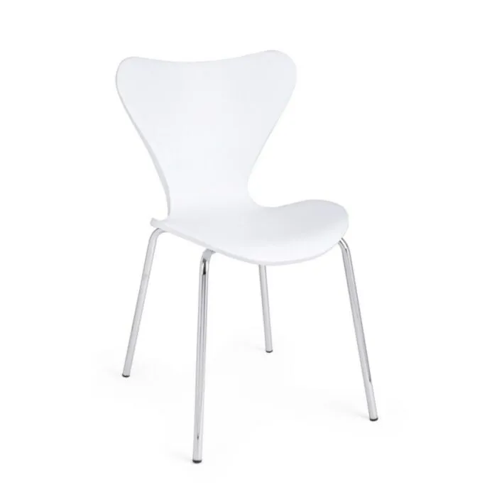 Jedilni stol TESSA bela Jedilni stol TESSA je na voljo v beli barvi, ki vnese toplino v vsak prostor. Sedalni del in naslonjalo je izdelan iz trpežne plastike, kar omogoča enostavno