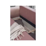 Kavč Valerija 4 je narejen iz vrhunskih materialov. Dobavljiv je v kvalitetnem mehkem blagu, v odtenku svetlo roza in temno roza. Ima pomožno ležišče ter
