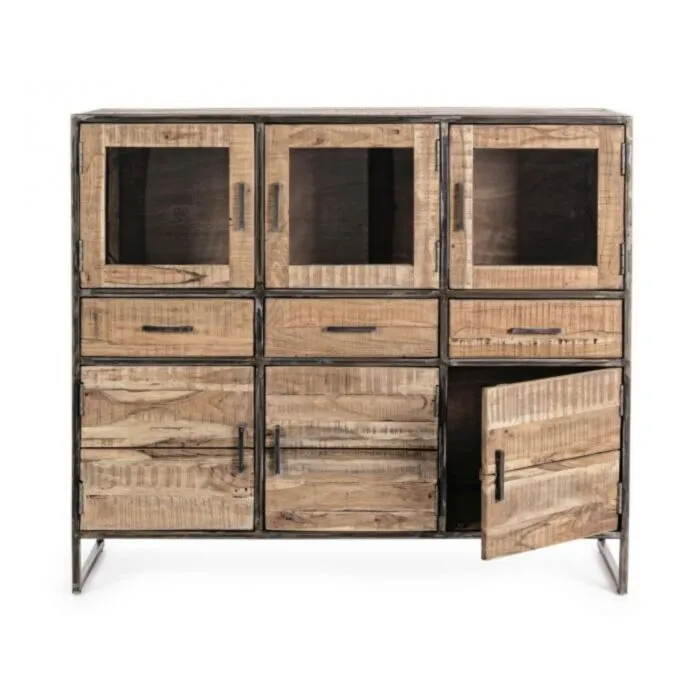 Komoda 6A-3C ELMER Komoda 6A-3C ELMER ima okvir iz lesa, noge so iz kovine v črni barvi. Ker je okvir obdelan ročno, so oblike in velikosti ki jih tvori les, samo okvirne, vsi