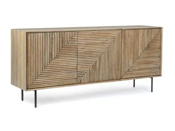 Komoda DARSEY 3A je narejen iz MDF-ja in ima kovinske noge. Struktura je iz lesa, predal ima v vratih. Material: - MDF - Kovinske noge - Les Barva: - Črne