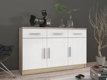Komoda PAR 3 je kos pohištva sodobnih linij v najmodernejših odtenkih lesa. Ima tri krila; troje omaric z vrati in tri predalnike. Dimenzije: D: 103,4 cm x