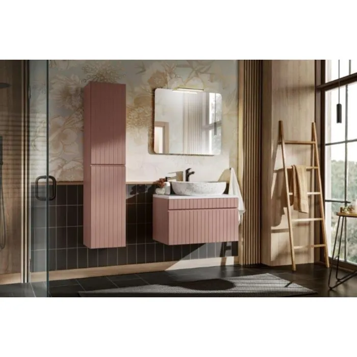 Kopalniški blok ROZY 80 Kopalniški blok ROZY 80 je hkrati enostaven in eleganten. Nežno roza elementi s kombinacijo elementov v beli barvi je popolna kombinacija, ki se poda vsakemu