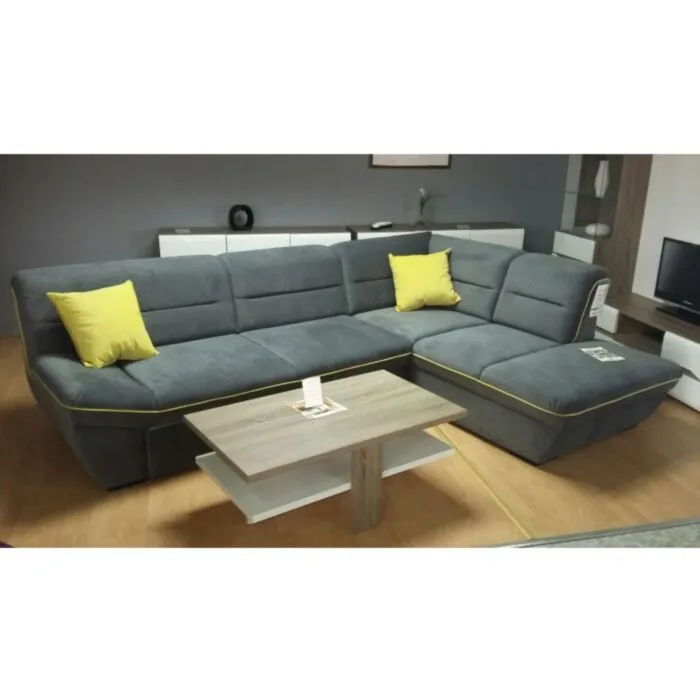 Kotna sedežna garnitura TINA Kotna garnitura TINA je kotna sedežna garnitura, katera je narejena iz mikro tkanine. Garnitura se razstegne v ležišče, blazine so vključene v ceno.