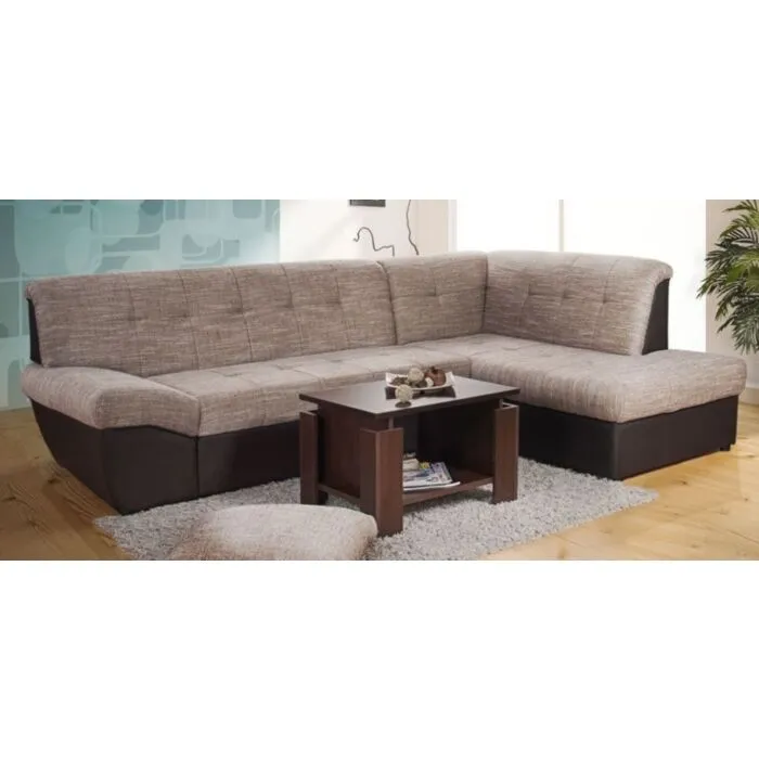 Kotna sedežna garnitura VERONIKA - rjava Kotna garnitura VERONIKA je kotna sedežna garnitura, katera je narejena iz vrhunskega umetnega usnja in blaga. Garnitura se raztegne v posteljo, in jo lahko