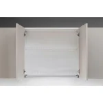 Kuhinjski blok JAGODA bela 300 cm + NAPA je modernega dizajna v beli mat barvi. Stranice so narejene iz laminirane plošče debeline 16 mm, fronte pa