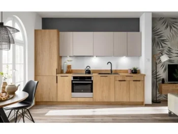Kuhinjski blok PATRICIA 300 cm z vgradnimi aparati, je modernega dizajna v hrast / kašmir barvi. Stranice so narejene iz laminirane plošče debeline 16 mm,