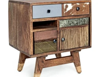 Nočna omarica DHAVAL ima okvir iz lesa in MDF-ja. Ima jeklene ročaje. Material: - Les - MDF - Jekleni ročaji Barve: - Les - Mešane Dimenzije: širina: 50cm