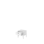 Nočna omarica FAMA je narejena iz trpežne laminirane plošče s ABS robovi. Dobavljiva je v beli barvi s črnimi ročkami. Odlično se kombinira s ostlaimi