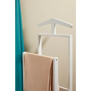 Obešalnik DAIKI bela, je eleganten kos pohištva, ki popestri vsak prostor. Narejen je iz kakovostnega brezovega lesa. Dimenzije: širina: 40cm globina: 24cm