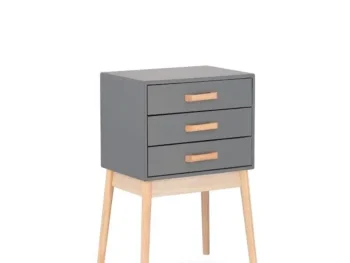 Predalnik ORDINARY 3C siva je eleganten kos pohištva, ki popestri vašo prostor. Noge so narejene iz borovega lesa z MDF ploščo. Predali so narejeni iz lesa