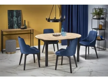 Raztegljiva jedilna miza GORAN je narejena iz kakovostnih materialov. Je sodobna, elegantna in stabilna. Dimenzije: - D: 102/142 x G: 102 x V: 76 cm Material: