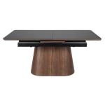 Raztegljiva jedilna miza MONAKO je elegantna in moderna miza. Miza ima funkcijo raztezanja. Lahko jo imaste zloženo ali jo raztegnete do dolžine 200 cm. Miza