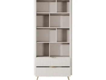 Regal LILJA 2, je eleganten kos pohištva, ki popestri vaš prostor s svojim luksuznim dizajnom. Narejen je iz kakovostnih materialov v barvi beige. Izdelan je
