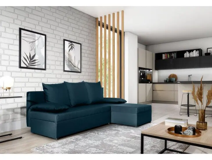 Sedežna garnitura GINA LUX Sedežna garnitura GINA LUX je kotna sedežna garnitura izjemne kvalitete po ugodni ceni. Sedežna ima tudi pomožno ležišče ter predal. Sedežna garnitura