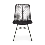 Stol LORENA črna je moderno dizajniran. Konstrukcija je narejena iz trpežnega jekla. Pletivo je iz ratana kar omogoča enostavno vzdrževanje. Ni