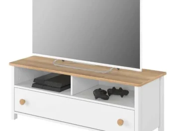 TV omarica MOLLY je omarica s predalom ter vdolbinami. Primerna je za vsako dnevno sobo, saj je univerzalnega dizajna. Material: - Laminirana plošča - ABS