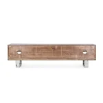 TV regal 2A STANTON ima okvir iz lesa in noge iz nerjavečega jekla. Dimenzije: širina: 175cm globina: 40cm višina: 45cm