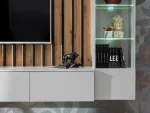 TV regal HALA je regal mimo katerega noben ljubitelj minimalističnega stila ne bo šel ravnodušno. Je kombinacija preproste in vizualno privlačne oblike, s