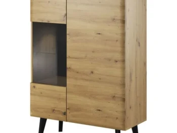 Elegantna vitrina RON v skandinavskem slogu je popolna izbira za ljubitelje prefinjene preprostosti in naravnih materialov. Na voljo je v hrastovem odtenku,