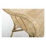 Vrtna klop 2P INES ima okvir iz ratana. Priporočljivo je da se ne izpostavlja neposredno na sonce ali slabo vreme. Material: - Ratan Dimenzije: širina: 109cm